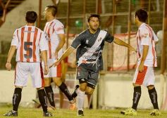 Foto de la galería: Traspié de Guaraní en Villa Sarita: perdió con Patria de Formosa