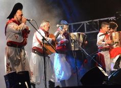 Foto de la galería: Primera noche del Festival del Litoral: postales para revivir una gran fiesta