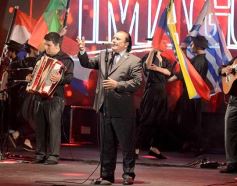 Foto de la galería: Baile, canto y emoción en la segunda noche del Festival del Litoral