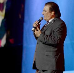 Foto de la galería: Baile, canto y emoción en la segunda noche del Festival del Litoral