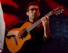 Foto de la galería: Baile, canto y emoción en la segunda noche del Festival del Litoral