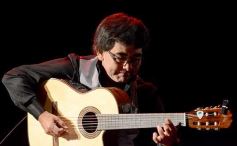 Foto de la galería: Baile, canto y emoción en la segunda noche del Festival del Litoral