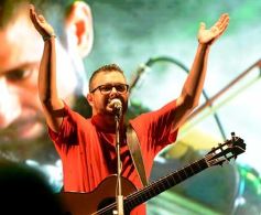 Foto de la galería: Baile, canto y emoción en la segunda noche del Festival del Litoral