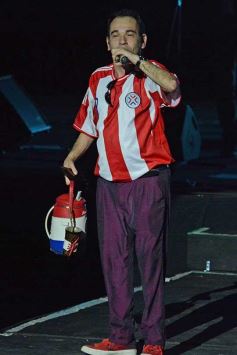 Foto de la galería: Baile, canto y emoción en la segunda noche del Festival del Litoral