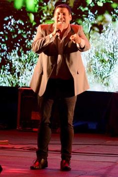 Foto de la galería: Baile, canto y emoción en la segunda noche del Festival del Litoral