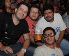 Foto de la galería: Baile, canto y emoción en la segunda noche del Festival del Litoral