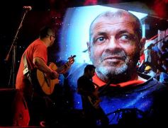 Foto de la galería: Baile, canto y emoción en la segunda noche del Festival del Litoral