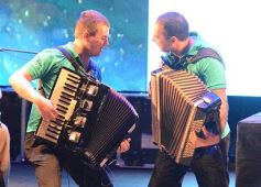 Foto de la galería: Postales: Mario Bofill y Ramón Ayala brillaron en la tercera jornada del Festival del Litoral