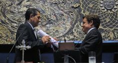 Foto de la galería: Reeligieron a Carlos Rovira para presidir el Poder Legislativo