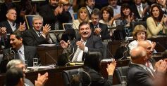 Foto de la galería: Reeligieron a Carlos Rovira para presidir el Poder Legislativo