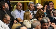 Foto de la galería: Reeligieron a Carlos Rovira para presidir el Poder Legislativo