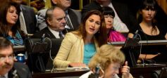 Foto de la galería: Reeligieron a Carlos Rovira para presidir el Poder Legislativo