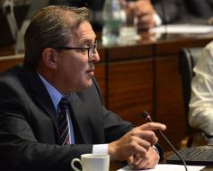 Foto de la galería: Reeligieron a Carlos Rovira para presidir el Poder Legislativo