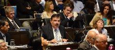 Foto de la galería: Reeligieron a Carlos Rovira para presidir el Poder Legislativo