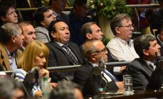 Foto de la galería: Reeligieron a Carlos Rovira para presidir el Poder Legislativo