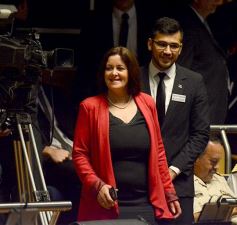 Foto de la galería: Reeligieron a Carlos Rovira para presidir el Poder Legislativo