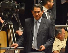 Foto de la galería: Reeligieron a Carlos Rovira para presidir el Poder Legislativo