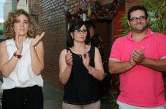 Foto de la galería: Todo un símbolo de la Navidad: encendieron el árbol de los deseos en el Hogar de Día