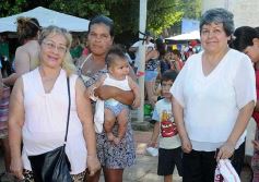 Foto de la galería: Barrio Feliz llevó toda su alegría a la plaza Sarmiento de Villa Cabello