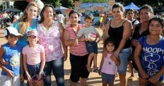 Foto de la galería: Barrio Feliz llevó toda su alegría a la plaza Sarmiento de Villa Cabello