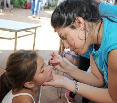 Foto de la galería: Barrio Feliz llevó toda su alegría a la plaza Sarmiento de Villa Cabello