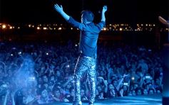 Foto de la galería: Inolvidable show de fuegos artificiales y recital de Miranda en la costanera