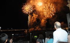 Foto de la galería: Inolvidable show de fuegos artificiales y recital de Miranda en la costanera