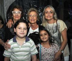 Foto de la galería: Noche de viernes en Vualá: vista privilegiada de los fuegos artificiales