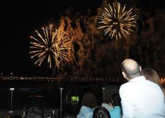 Foto de la galería: Noche de viernes en Vualá: vista privilegiada de los fuegos artificiales