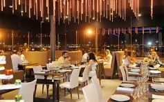 Foto de la galería: Noche de viernes en Vualá: vista privilegiada de los fuegos artificiales