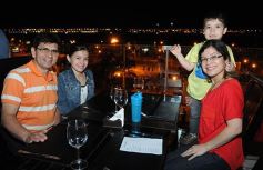 Foto de la galería: Noche de viernes en Vualá: vista privilegiada de los fuegos artificiales