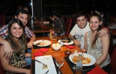 Foto de la galería: ¿Qué hacer un sábado a la noche? Itakuá, sin dudarlo