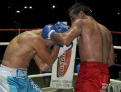 Foto de la galería: “La Joya” Andino se lució en la velada boxística del Atlético