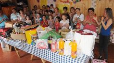 Foto de la galería: El grupo de catequesis de San Ignacio de Loyola mostró un gran gesto solidario