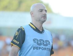 Foto de la galería: Con Cabezón Ruggeri en la tribuna, Crucero cortó la racha: derrotó a Flandria de local