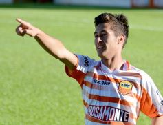 Foto de la galería: Con Cabezón Ruggeri en la tribuna, Crucero cortó la racha: derrotó a Flandria de local