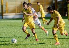 Foto de la galería: Con Cabezón Ruggeri en la tribuna, Crucero cortó la racha: derrotó a Flandria de local
