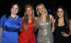 Foto de la galería: Empleados de supermercados cerraron el año con una divertida fiesta