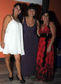 Foto de la galería: Empleados de supermercados cerraron el año con una divertida fiesta