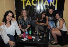 Foto de la galería: Empleados de supermercados cerraron el año con una divertida fiesta