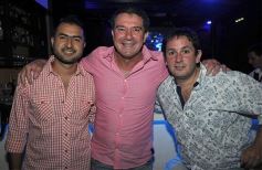 Foto de la galería: Empleados de supermercados cerraron el año con una divertida fiesta