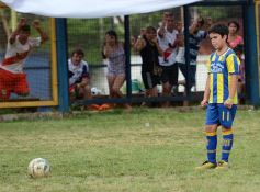 Foto de la galería: El clásico del fútbol posadeño en su versión infantil: los futuros cracks en acción