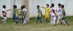 Foto de la galería: El clásico del fútbol posadeño en su versión infantil: los futuros cracks en acción