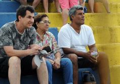 Foto de la galería: El clásico del fútbol posadeño en su versión infantil: los futuros cracks en acción