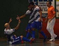 Foto de la galería: Plastimí, supercampeón posadeño de Futsal