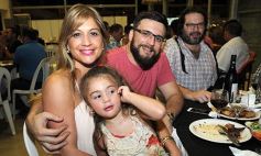 Sixto Fotografías. Sociedad. Servando Menor S.A. - La tradicional cena de fin de año en Servando S.A: asado, cumbia y chamamé de primer nivel