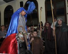 Foto de la galería: Emocionante Pesebre Viviente en la parroquia Cristo Rey