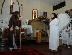 Foto de la galería: Emocionante Pesebre Viviente en la parroquia Cristo Rey