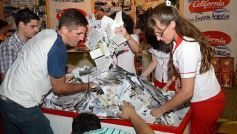 Foto de la galería: California mimó a sus clientes con sus tradicionales sorteos