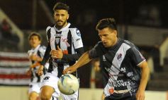 Sixto Fotografías. Deportes. Torneo Federal A - Guaraní perdió de local ante Chaco For Ever